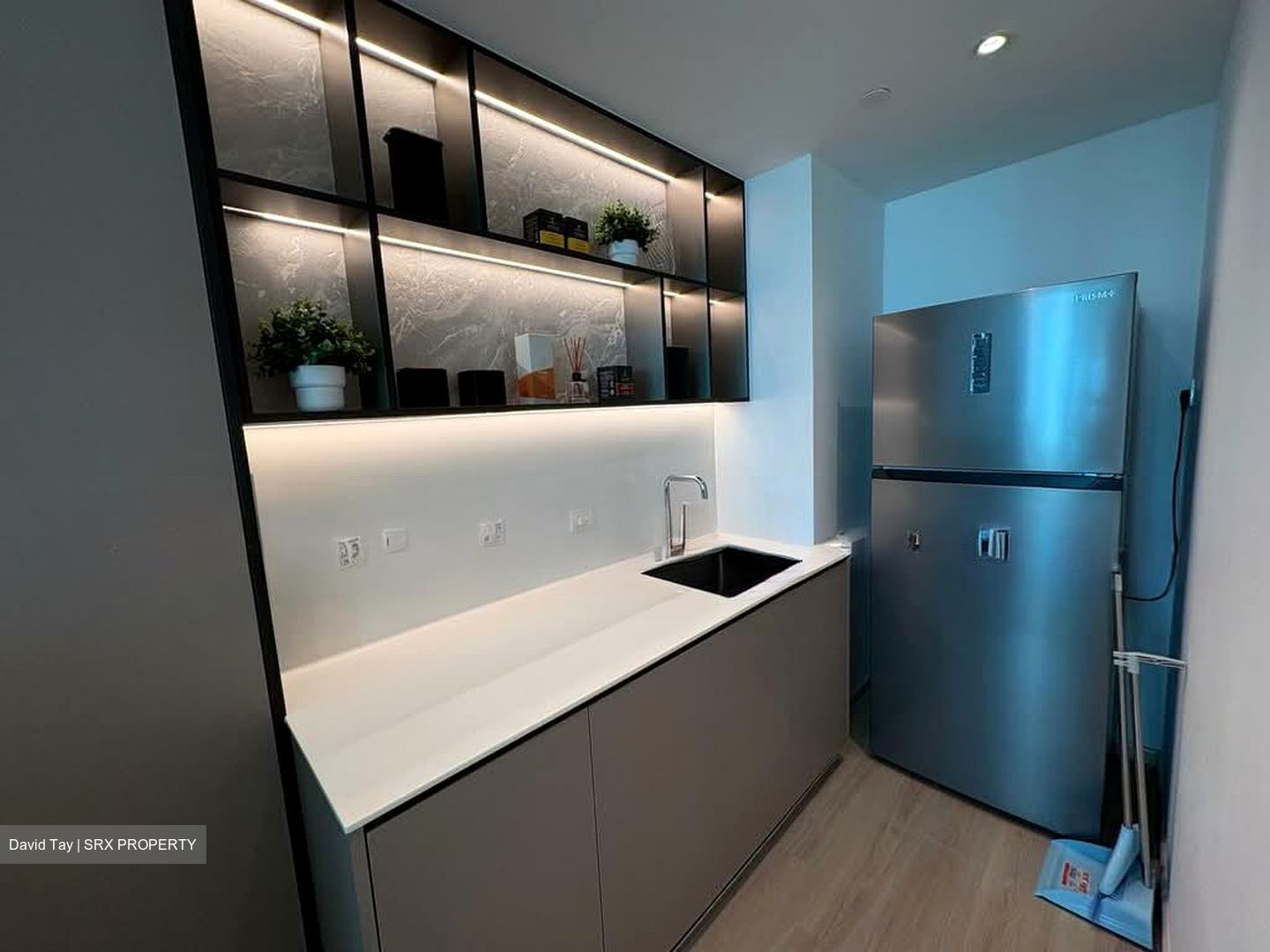Arc 380 (D8), Office #553605891